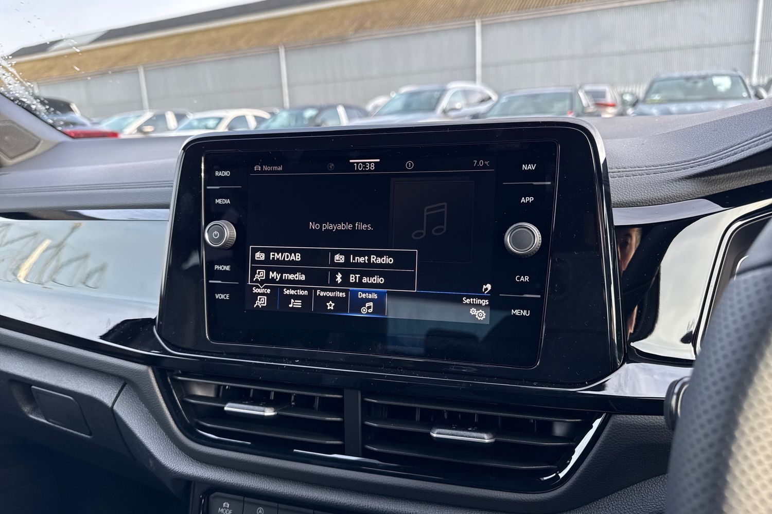 Used Volkswagen T-Roc 2025 for sale - 76985294: Photo 44