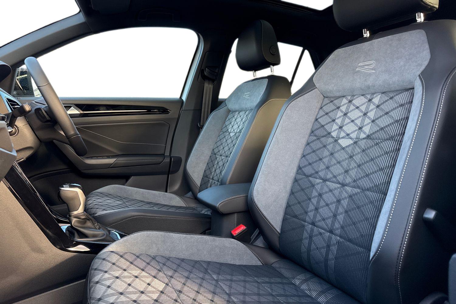 Used Volkswagen T-Roc 2025 for sale - 76416646: Photo 15