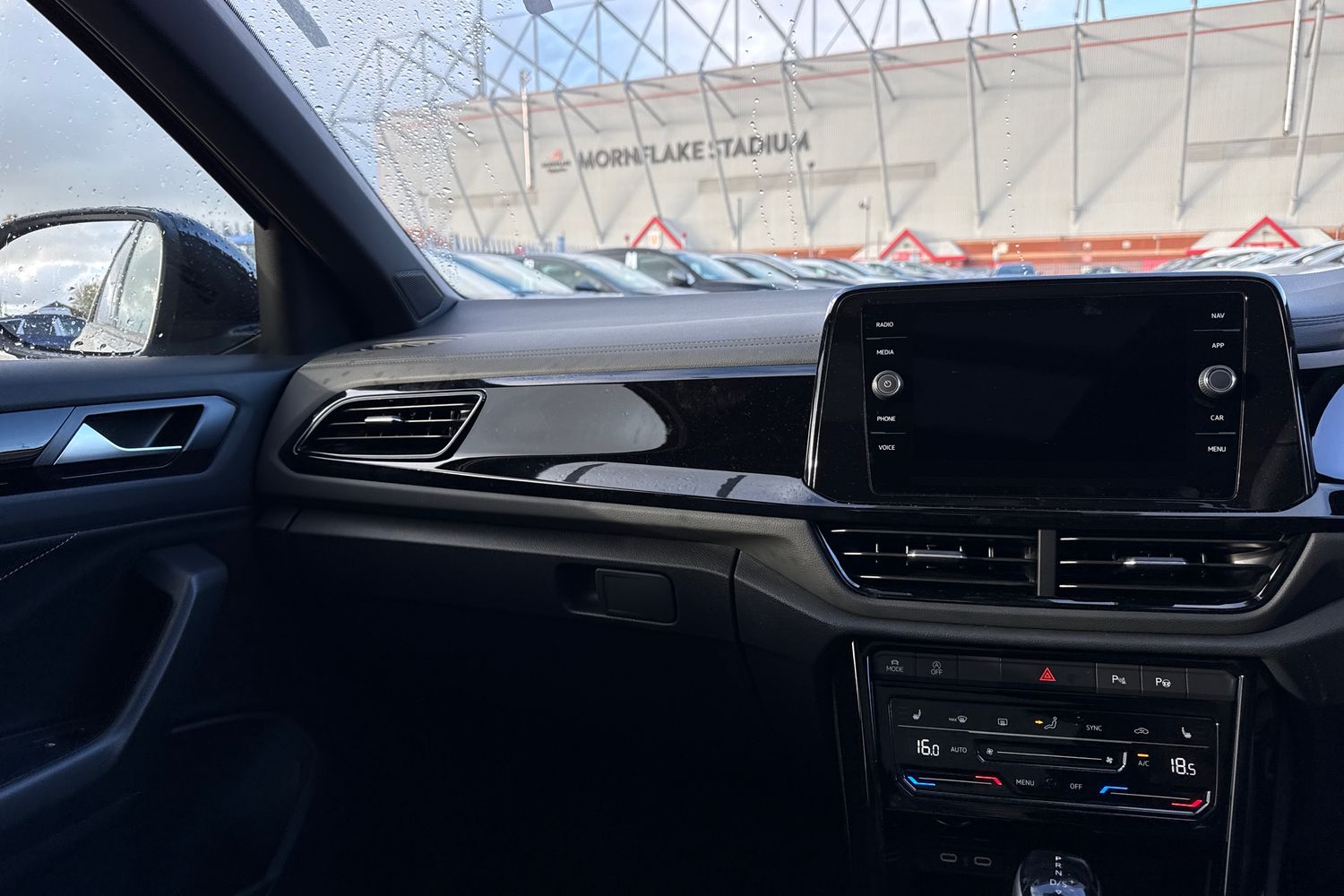 Used Volkswagen T-Roc 2025 for sale - 76416646: Photo 19