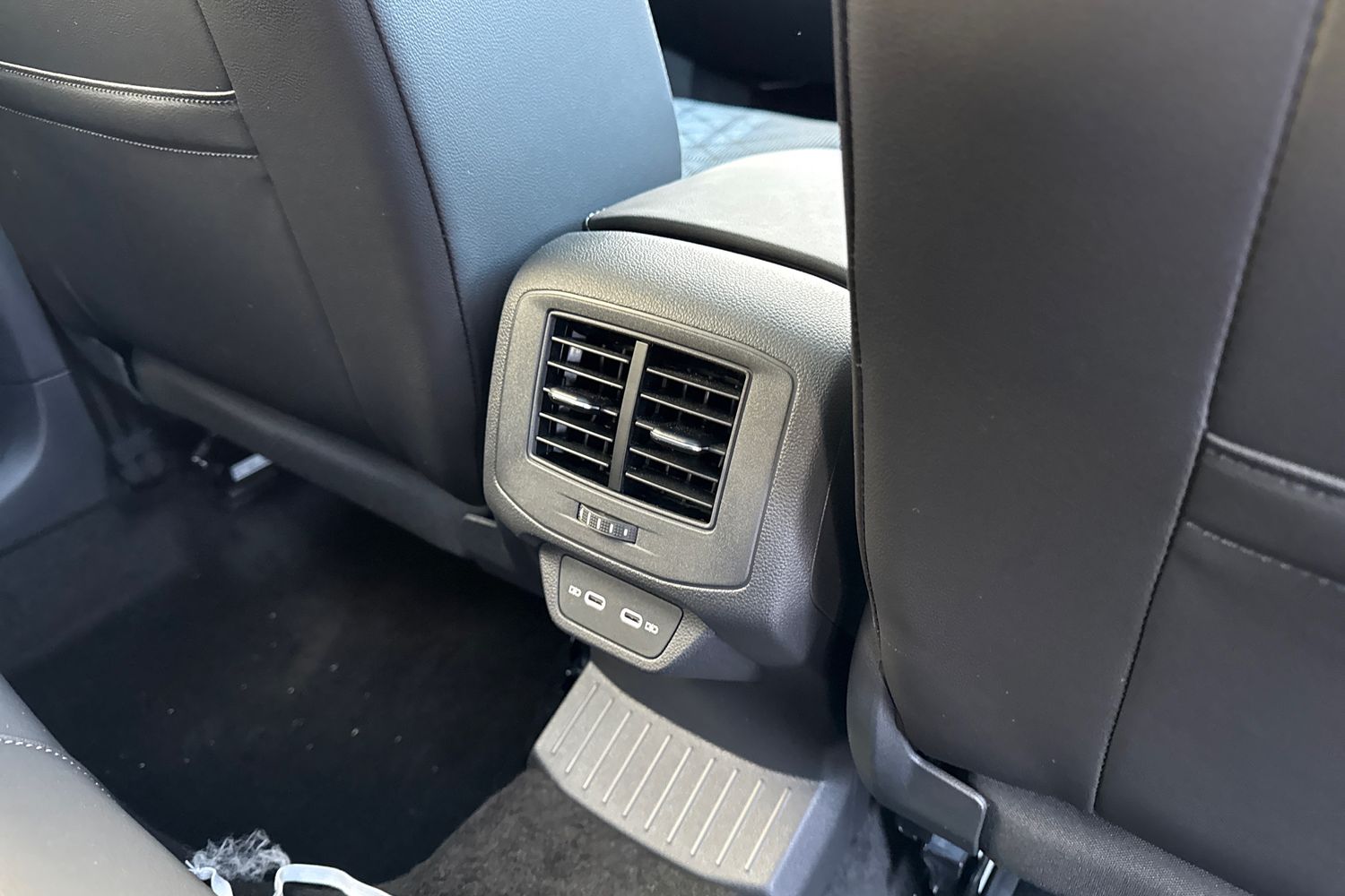 Used Volkswagen T-Roc 2025 for sale - 76416646: Photo 30