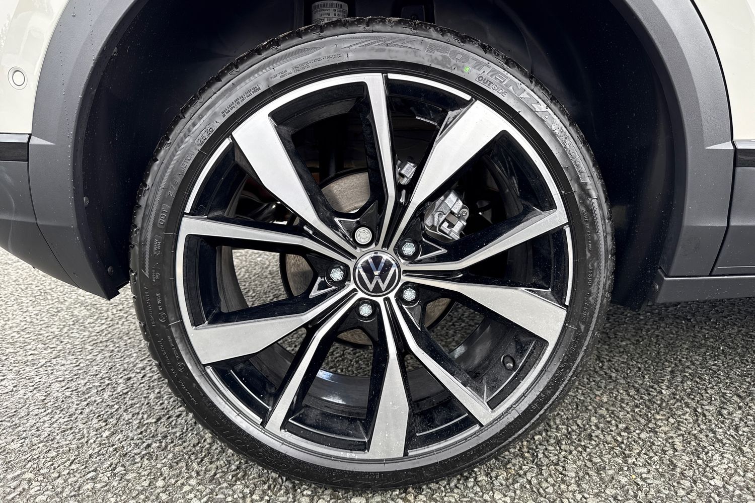 Used Volkswagen T-Roc 2025 for sale - 76805338: Photo 12