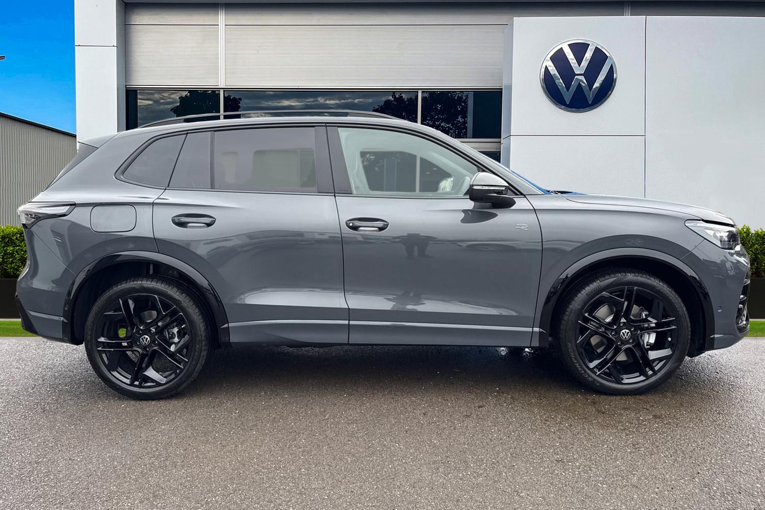 Used Volkswagen Tiguan 2026 for sale - 77675004: Photo 3