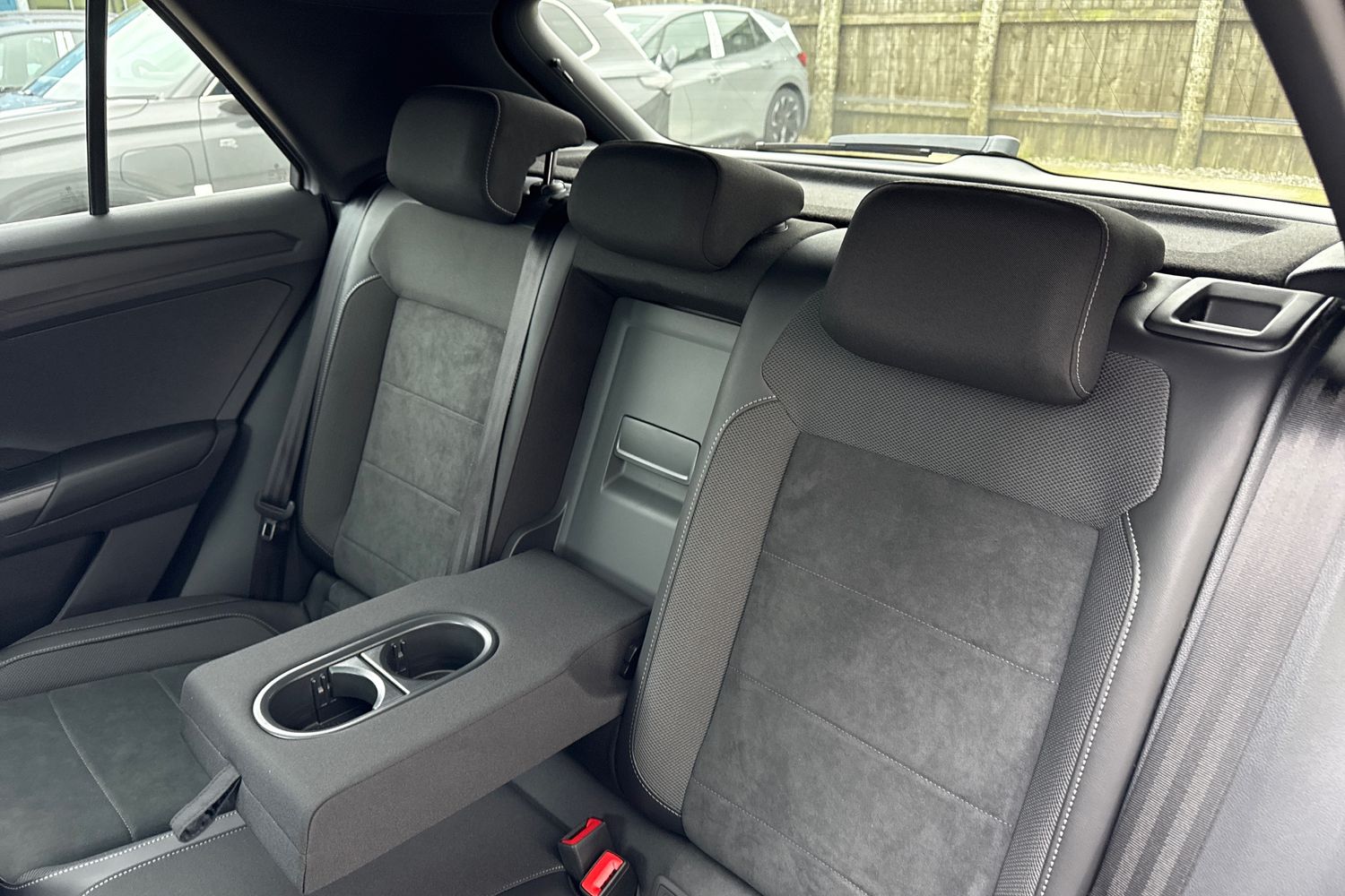 Used Volkswagen T-Roc 2026 for sale - 77368321: Photo 18