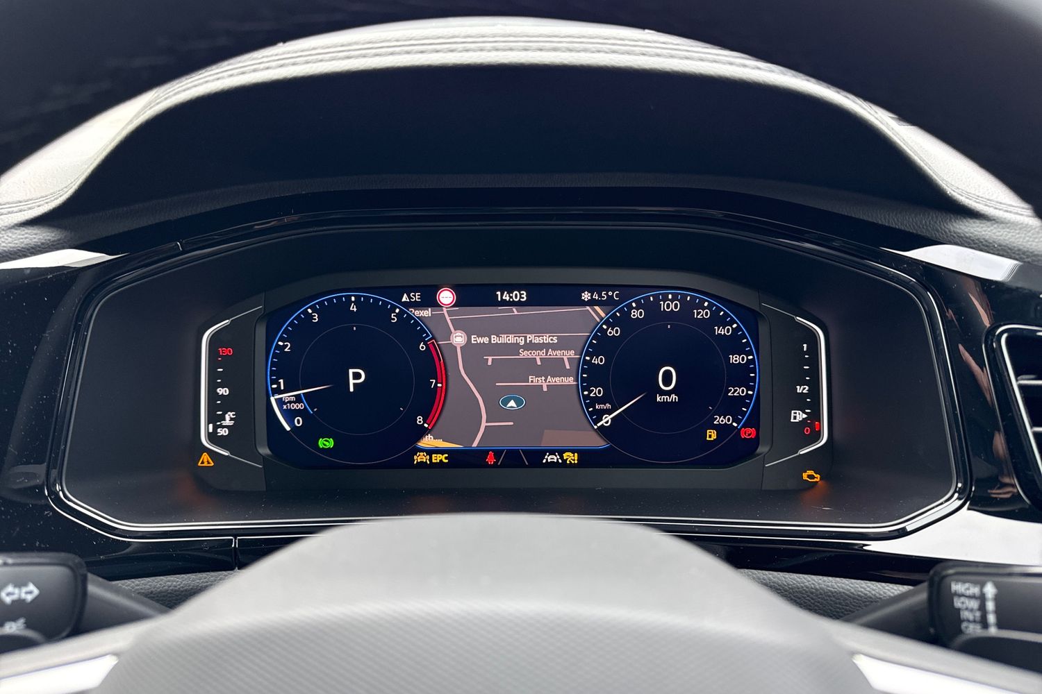 Used Volkswagen T-Roc 2026 for sale - 77368321: Photo 35