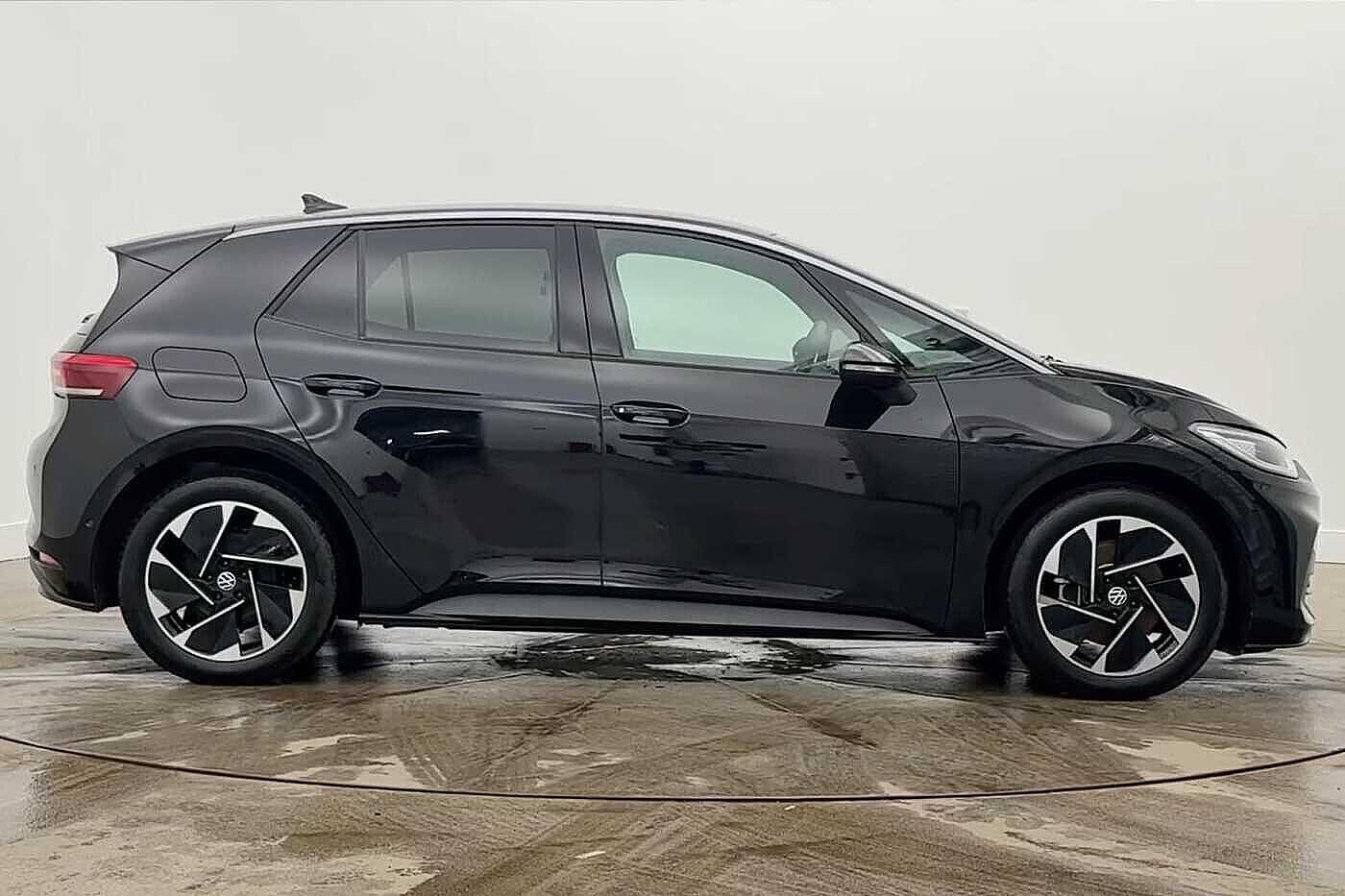 Used Volkswagen ID.3 2025 for sale - 77236028: Photo 4