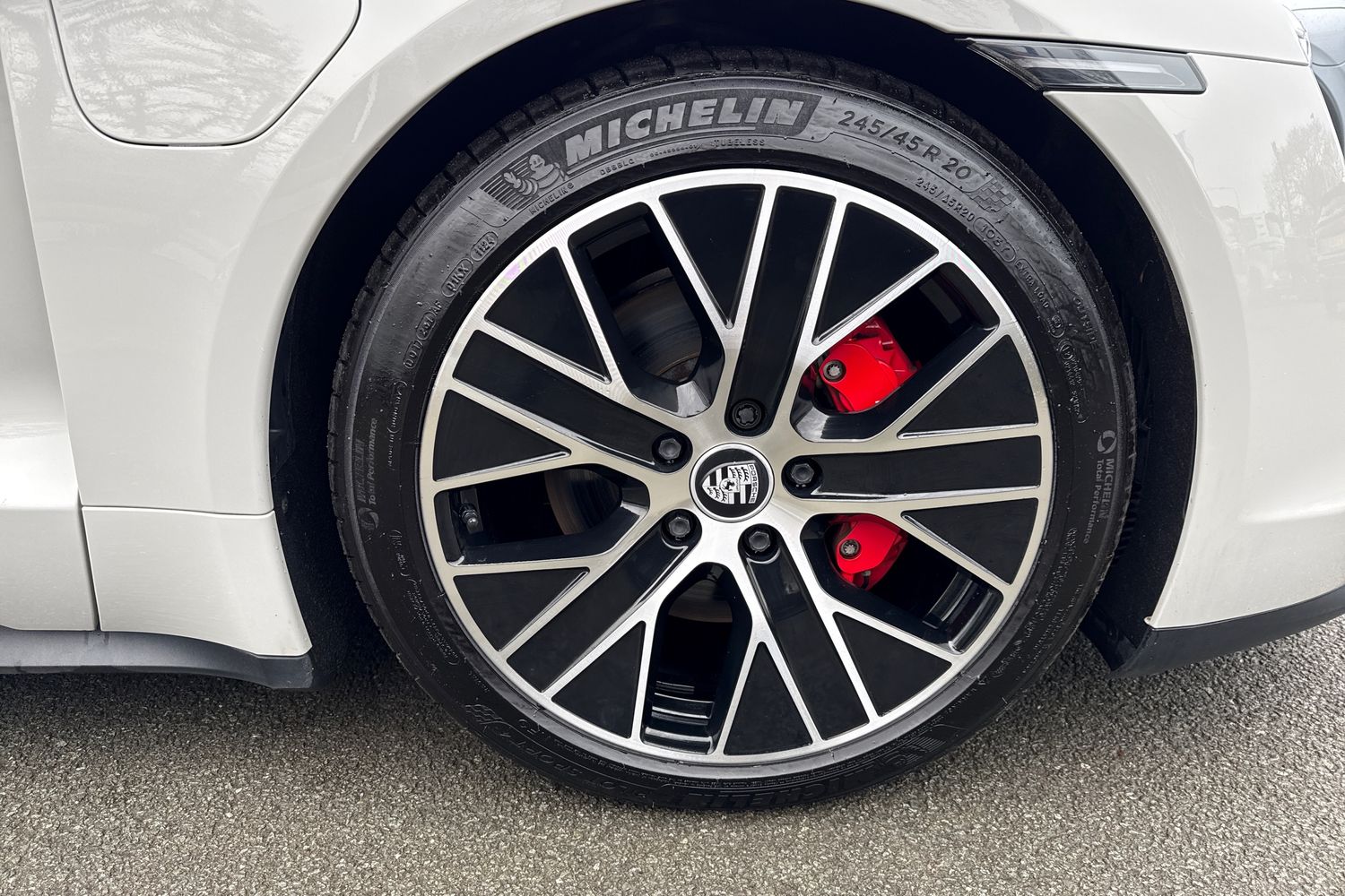 Used Porsche Taycan 2022 for sale - 77390120: Photo 10