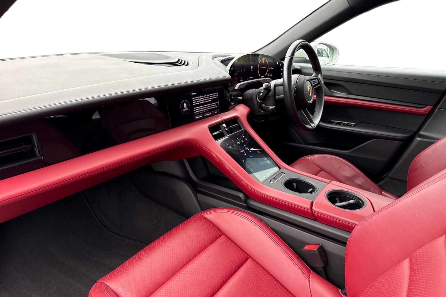 Used Porsche Taycan 2022 for sale - 77390120: Photo 15