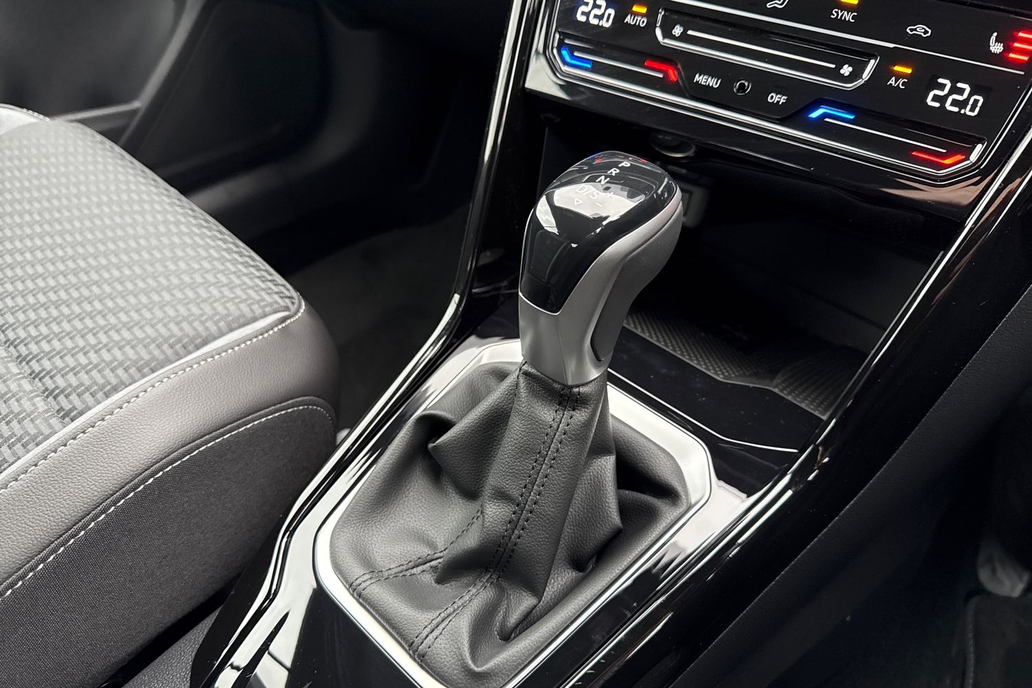 Used Volkswagen T-Roc 2025 for sale - 76526963: Photo 22