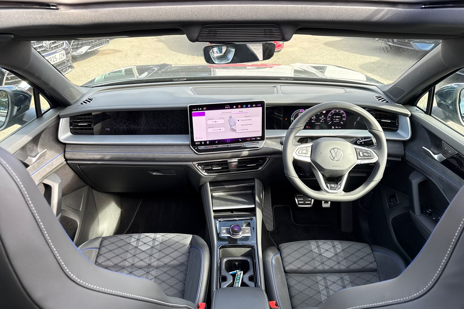 Used Volkswagen Touran 2025 for sale - 76186037: Photo 42