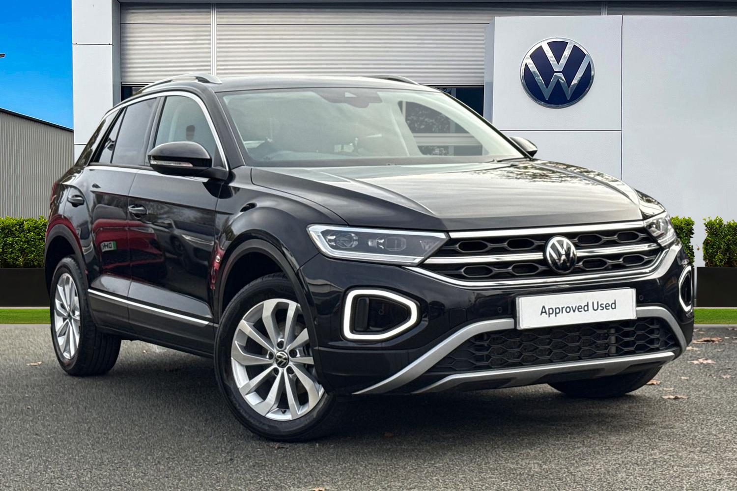 Used Volkswagen T-Roc 2024 for sale - 76480853: Photo 1