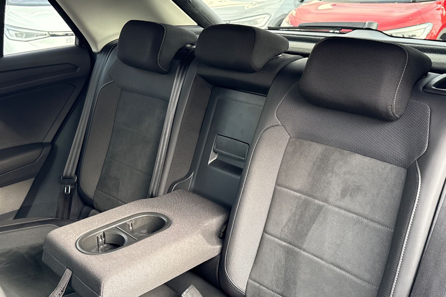 Used Volkswagen T-Roc 2024 for sale - 76480853: Photo 18