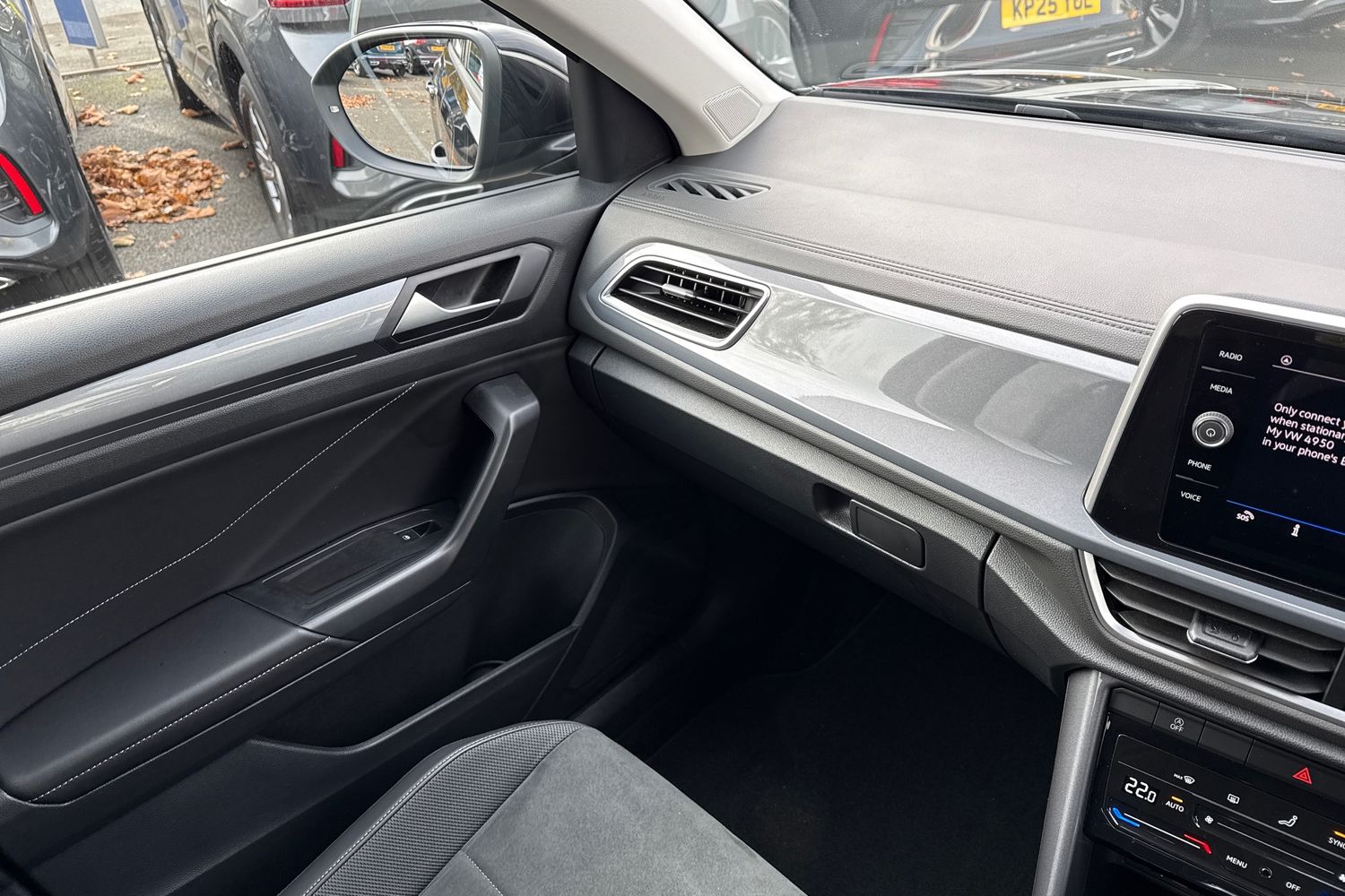 Used Volkswagen T-Roc 2024 for sale - 76480853: Photo 19