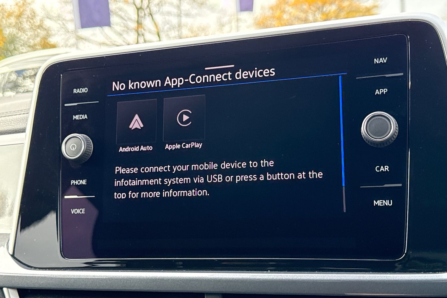 Used Volkswagen T-Roc 2024 for sale - 76480853: Photo 28