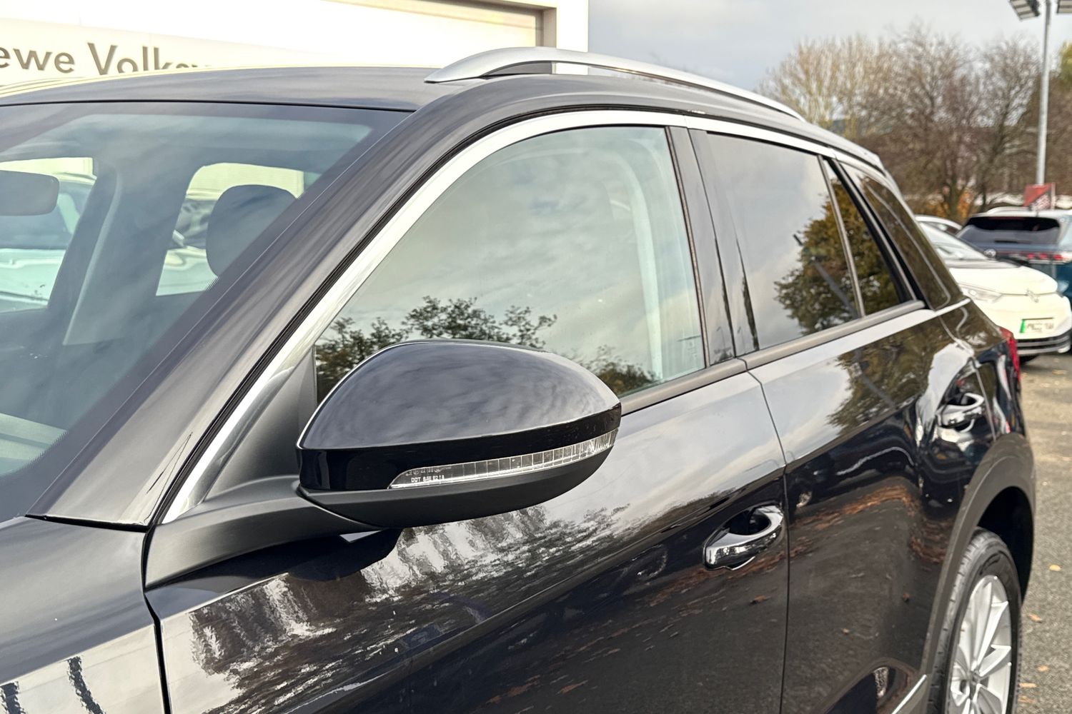 Used Volkswagen T-Roc 2024 for sale - 76480853: Photo 36