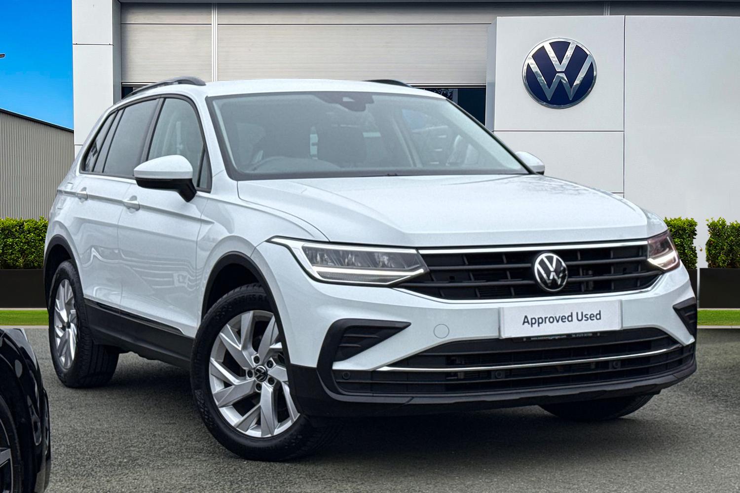 Used Volkswagen Tiguan 2023 for sale - 77327482: Photo 1