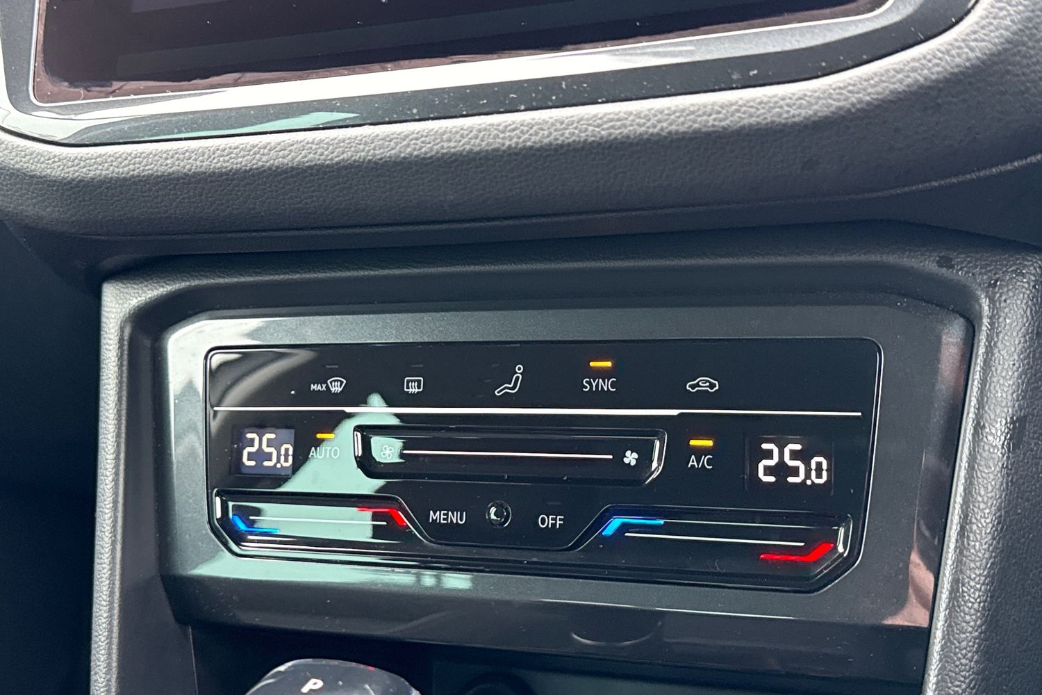 Used Volkswagen Tiguan 2023 for sale - 77327482: Photo 34