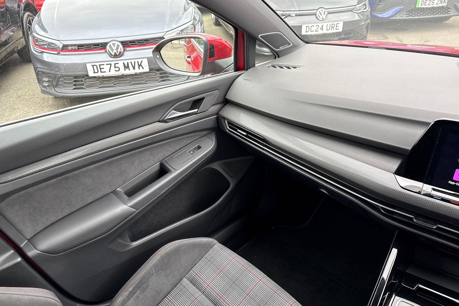 Used Volkswagen Golf 2024 for sale - 77951976: Photo 14