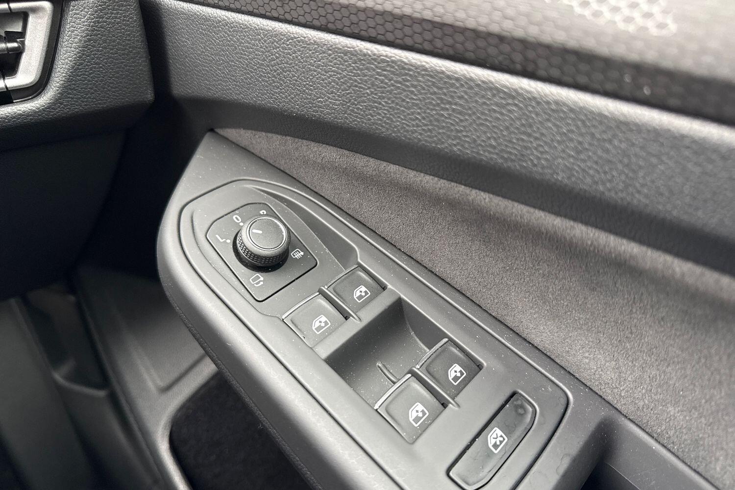 Used Volkswagen Golf 2024 for sale - 77951976: Photo 24