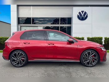 Used Volkswagen Golf 2024 for sale - 77951976: Photo