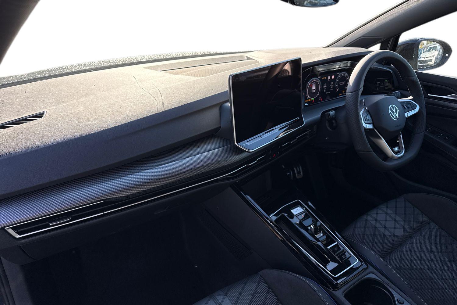 Used Volkswagen Golf 2025 for sale - 76385401: Photo 14