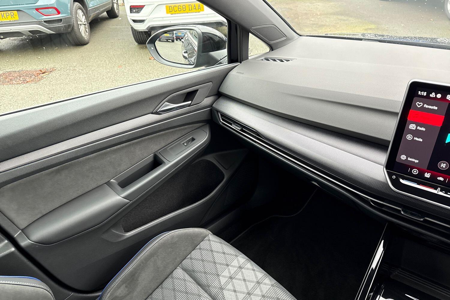 Used Volkswagen Golf 2025 for sale - 77236041: Photo 14