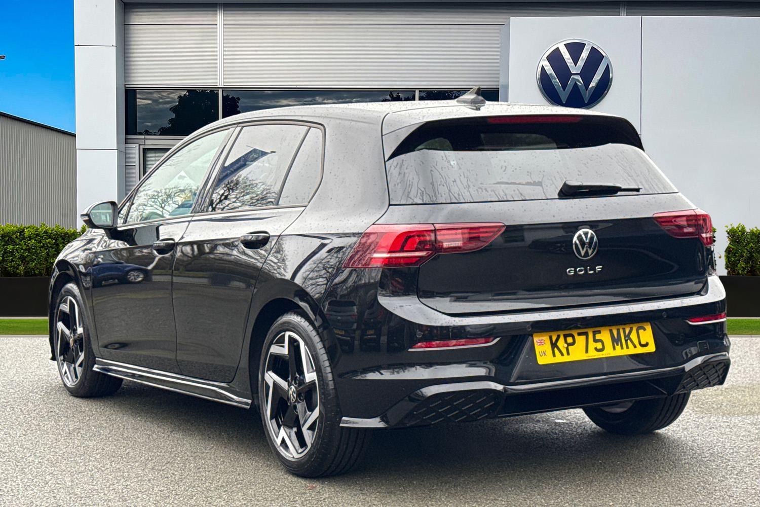 Used Volkswagen Golf 2025 for sale - 77236041: Photo 2