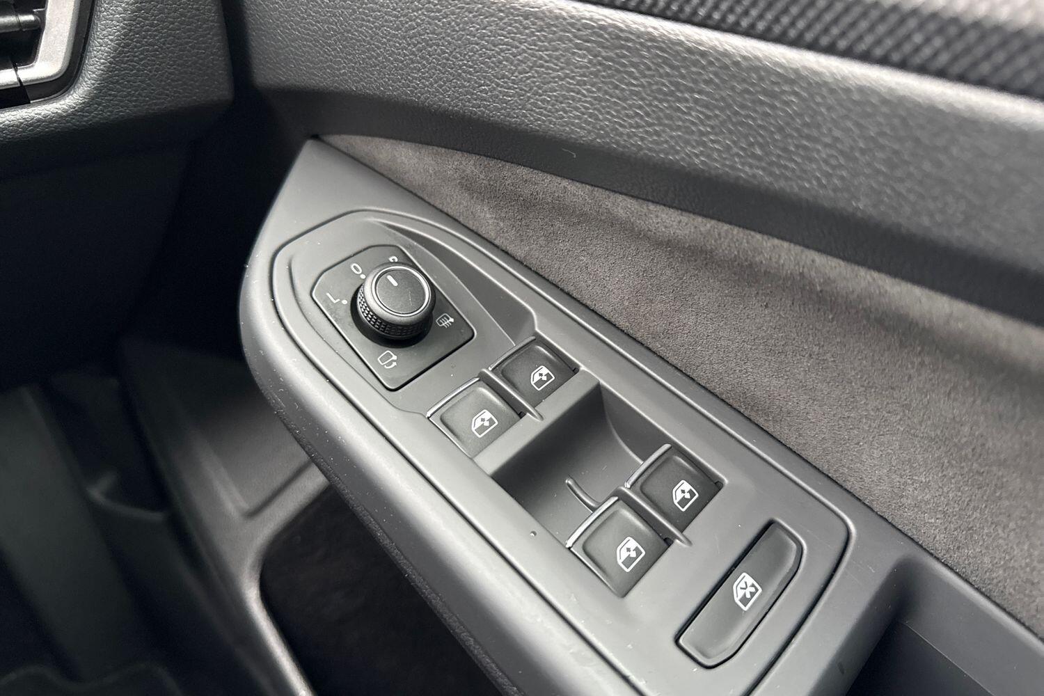 Used Volkswagen Golf 2025 for sale - 77236041: Photo 24