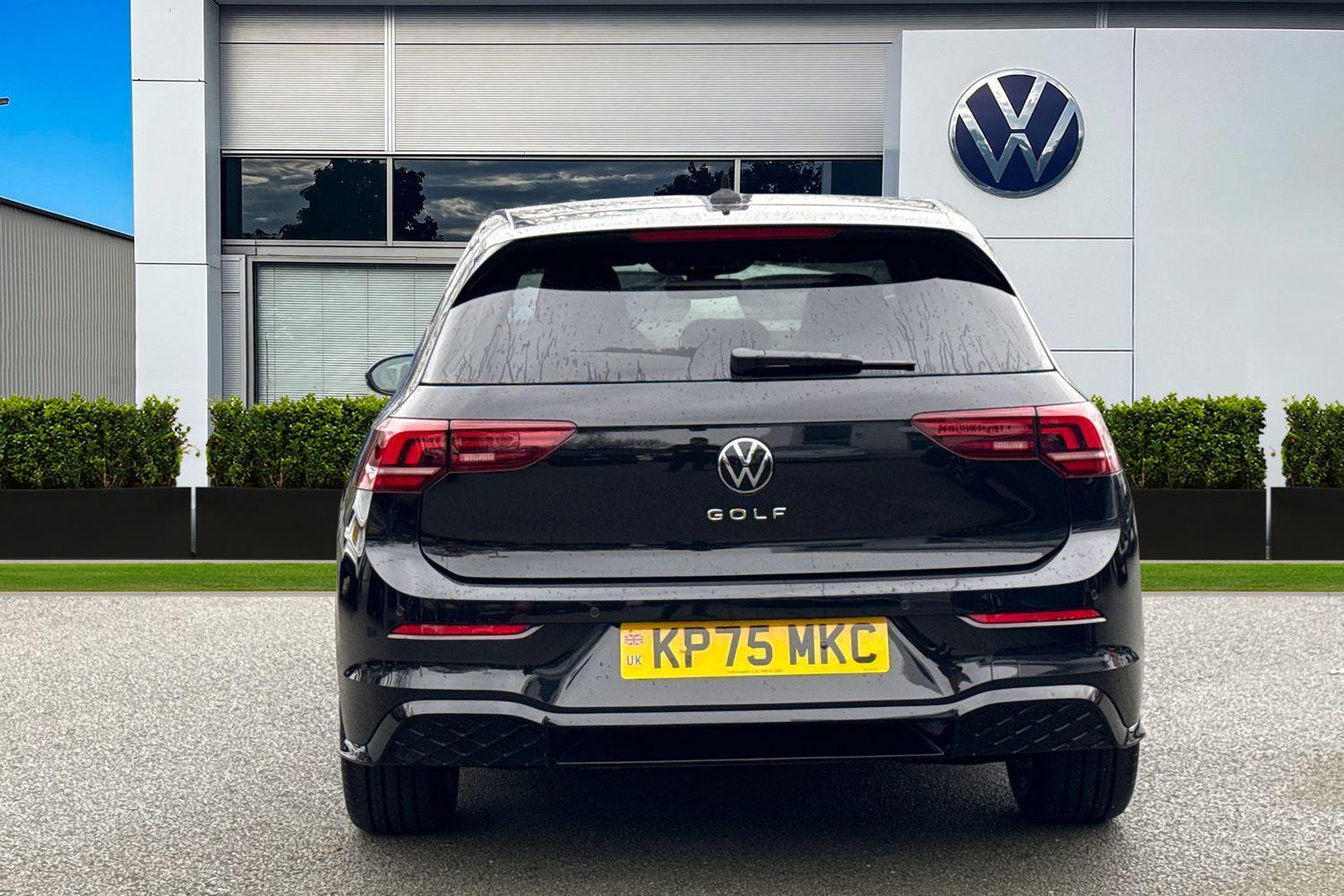 Used Volkswagen Golf 2025 for sale - 77236041: Photo 4