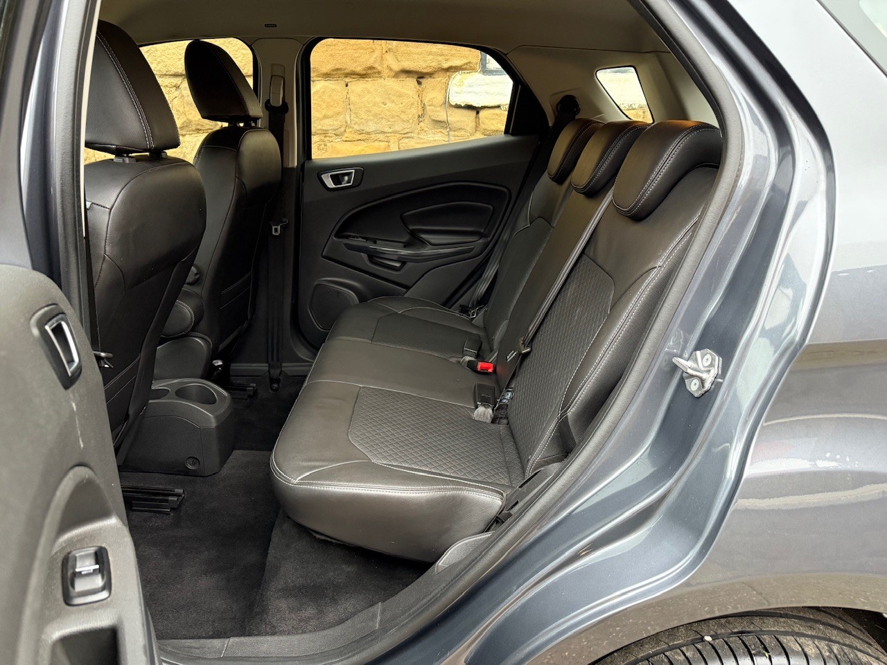 Used Ford Ecosport 2015 for sale - 77508482: Photo 22