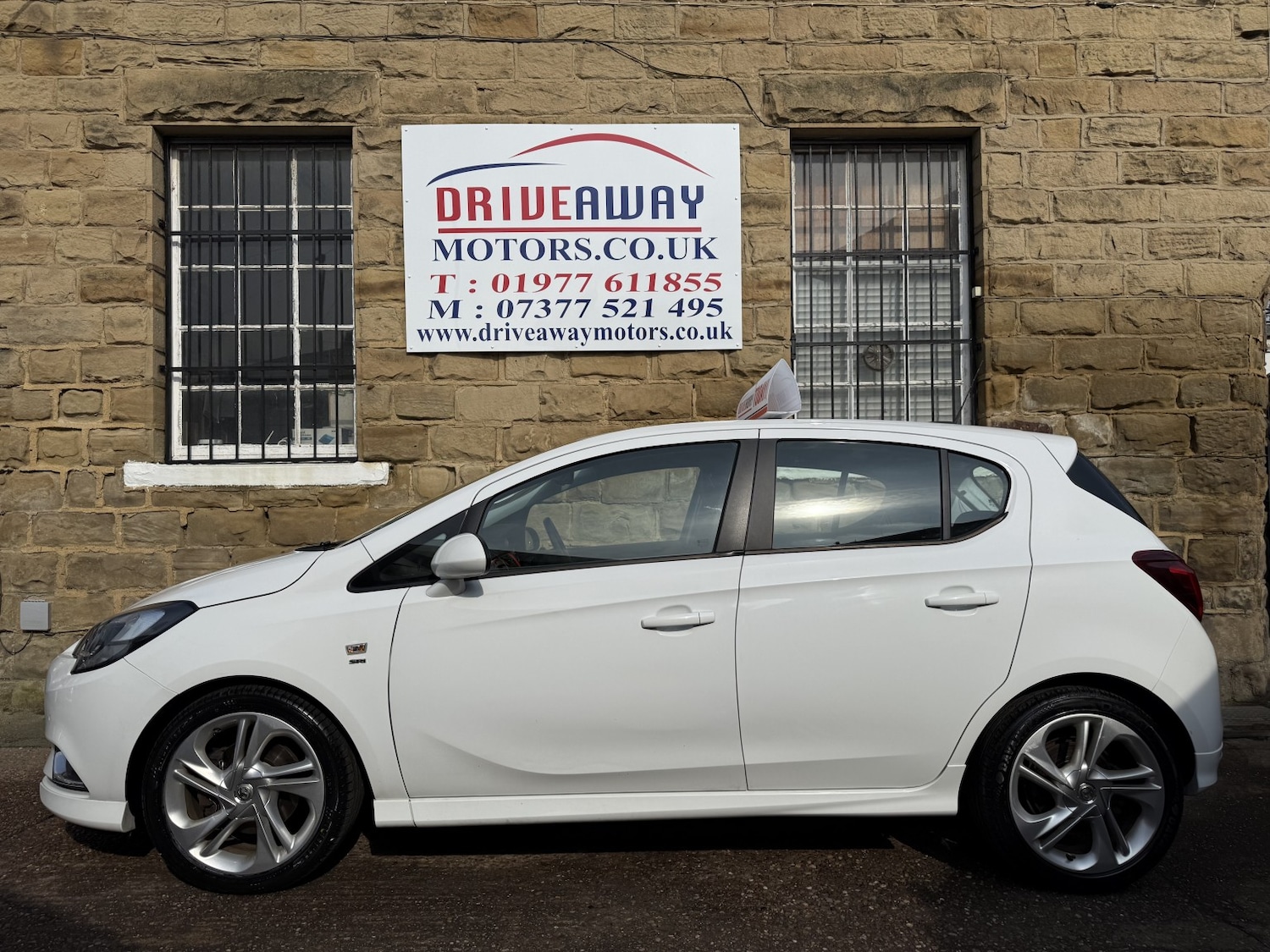 Used Vauxhall Corsa 2017 for sale - 77953973: Photo 6
