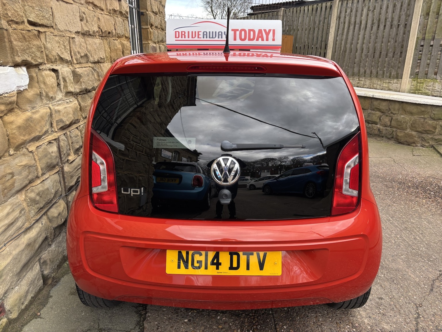 Used Volkswagen up! 2014 for sale - 77931265: Photo 10