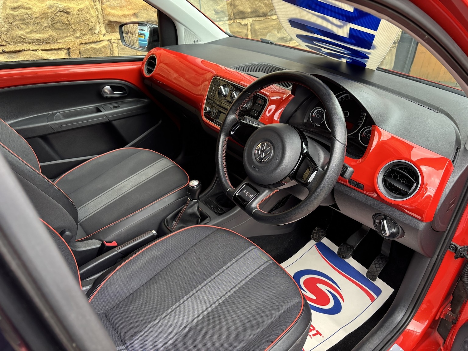 Used Volkswagen up! 2014 for sale - 77931265: Photo 13