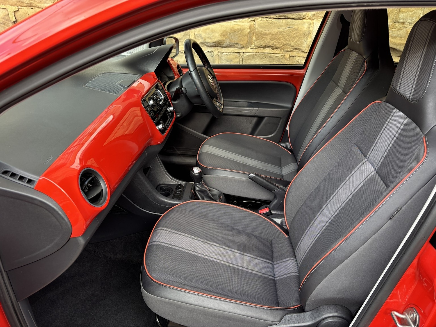 Used Volkswagen up! 2014 for sale - 77931265: Photo 17