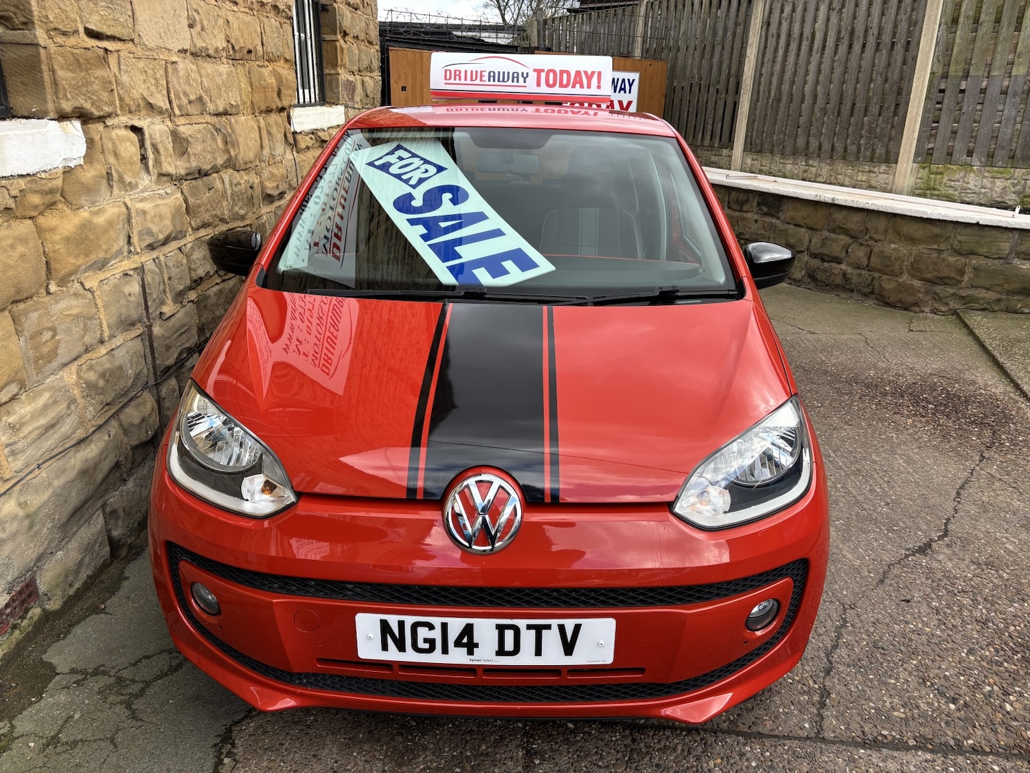 Used Volkswagen up! 2014 for sale - 77931265: Photo 3