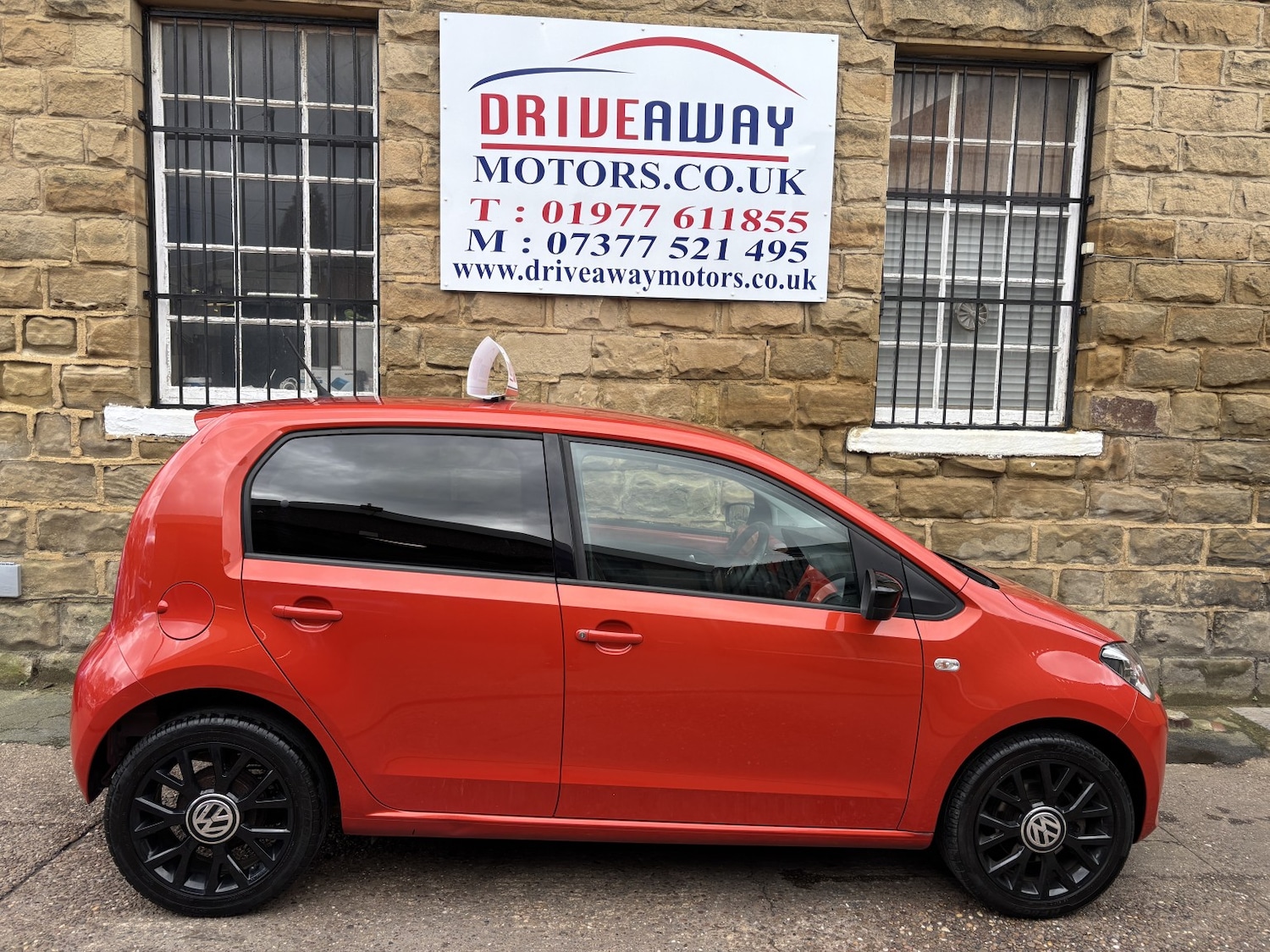 Used Volkswagen up! 2014 for sale - 77931265: Photo 6