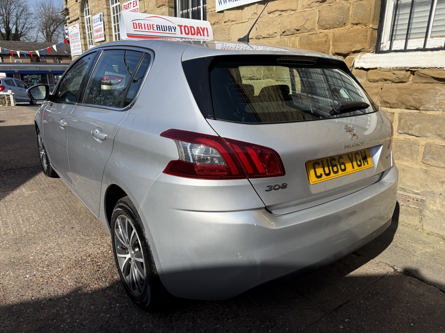 Used Peugeot 308 2016 for sale - 77954059: Photo 9