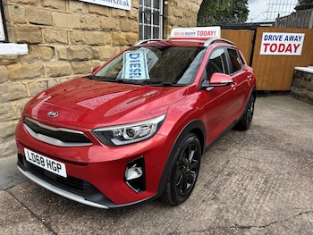 Used Kia Stonic 2018 for sale - 78920924: Photo