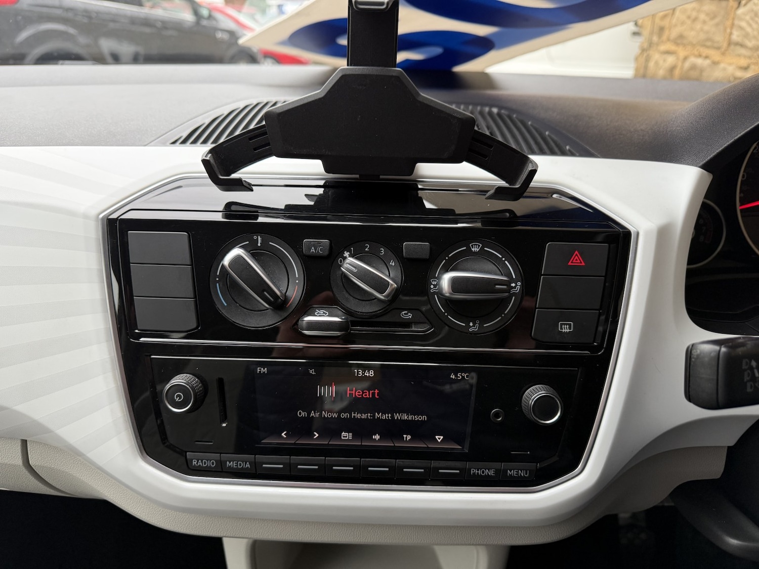 Used Volkswagen up! 2017 for sale - 77508452: Photo 23