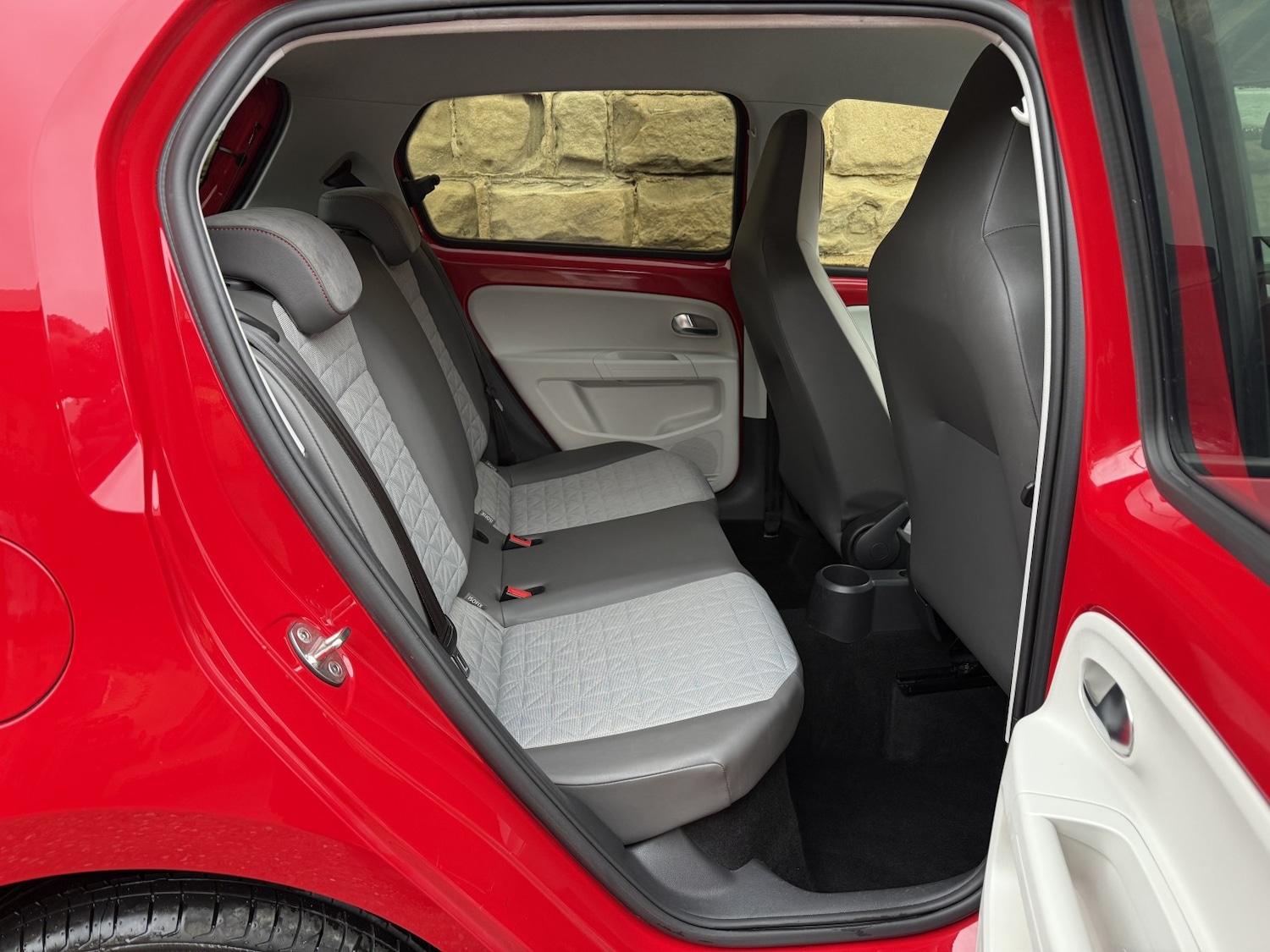 Used Volkswagen up! 2017 for sale - 77508452: Photo 26