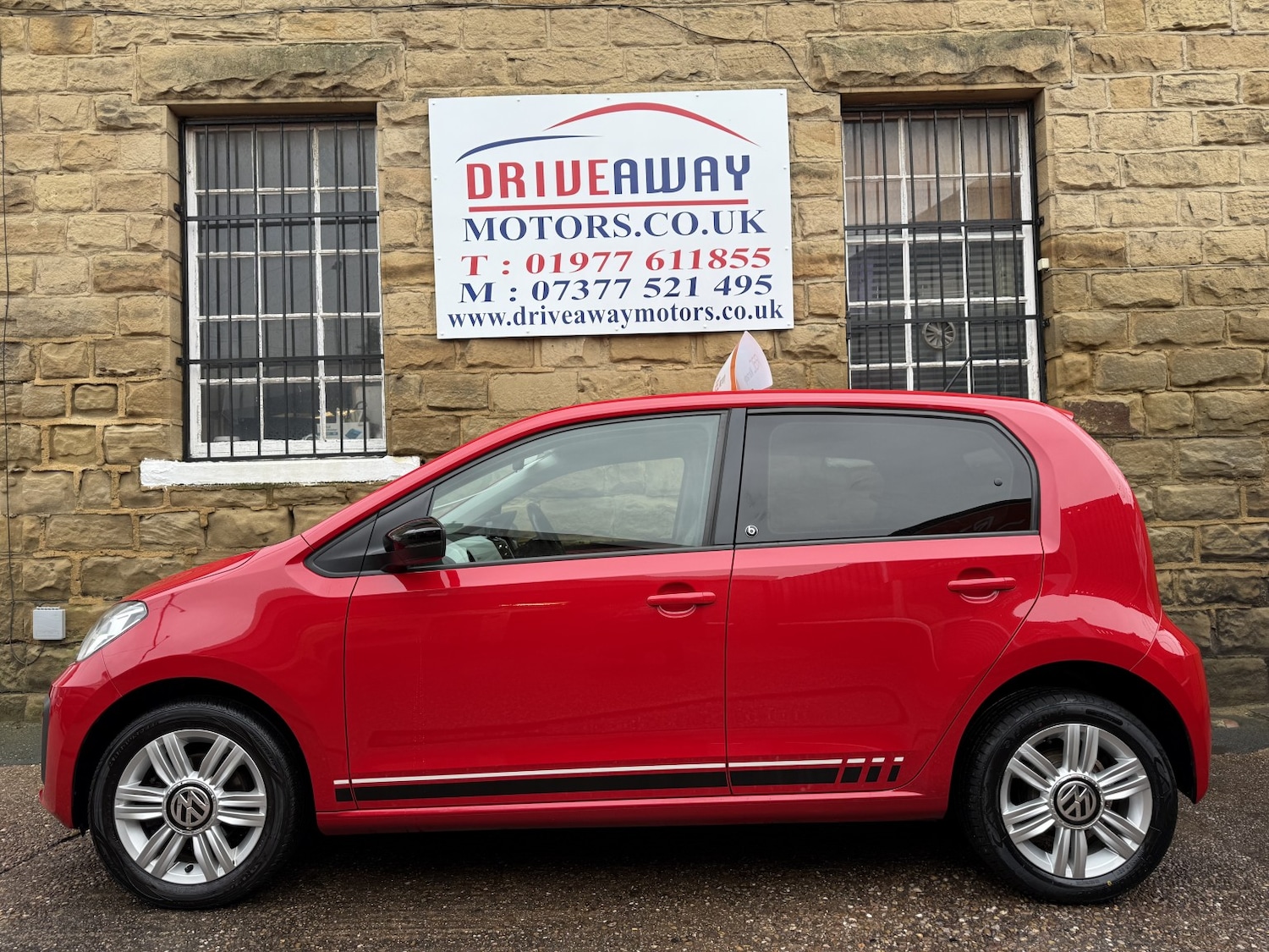 Used Volkswagen up! 2017 for sale - 77508452: Photo 6