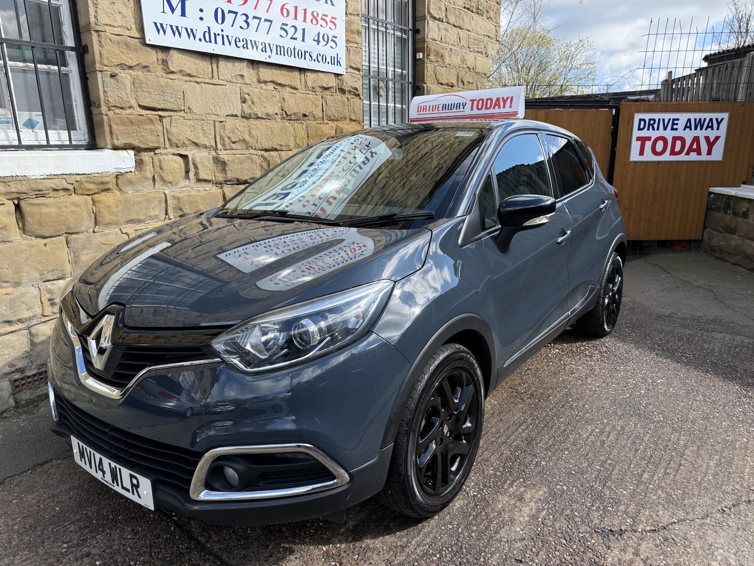 Used Renault Captur 2014 for sale - 78084541: Photo 3