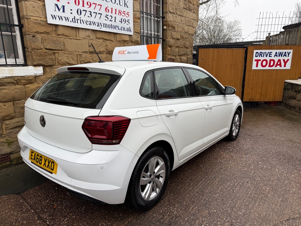 Used Volkswagen Polo 2018 for sale - 77610018: Photo 10
