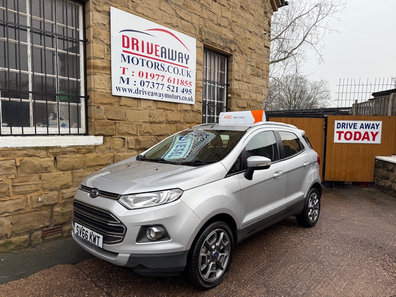 Used Ford Ecosport 2016 for sale - 77609917: Photo 1