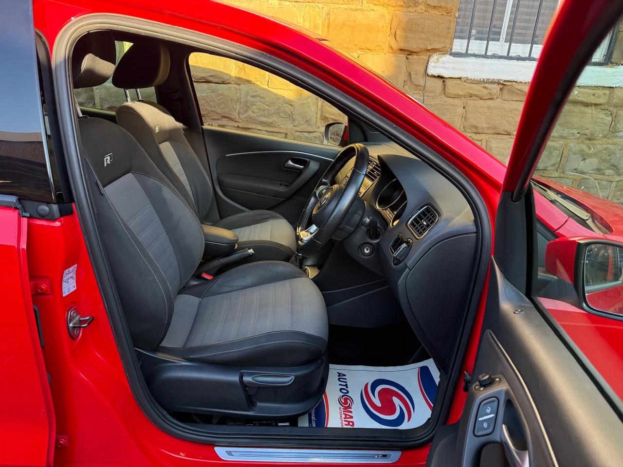 Used Volkswagen Polo 2015 for sale - 77508419: Photo 17