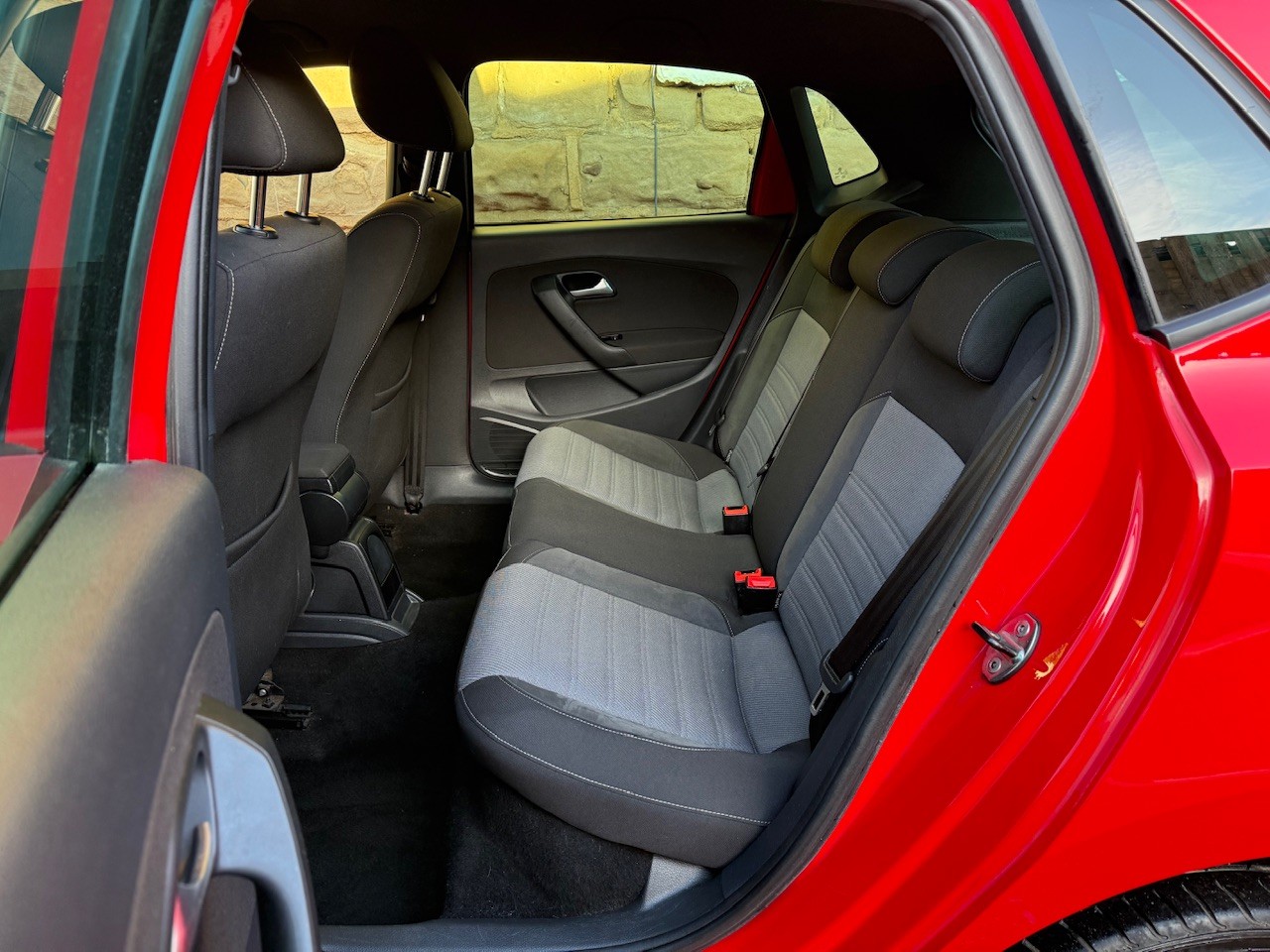 Used Volkswagen Polo 2015 for sale - 77508419: Photo 23