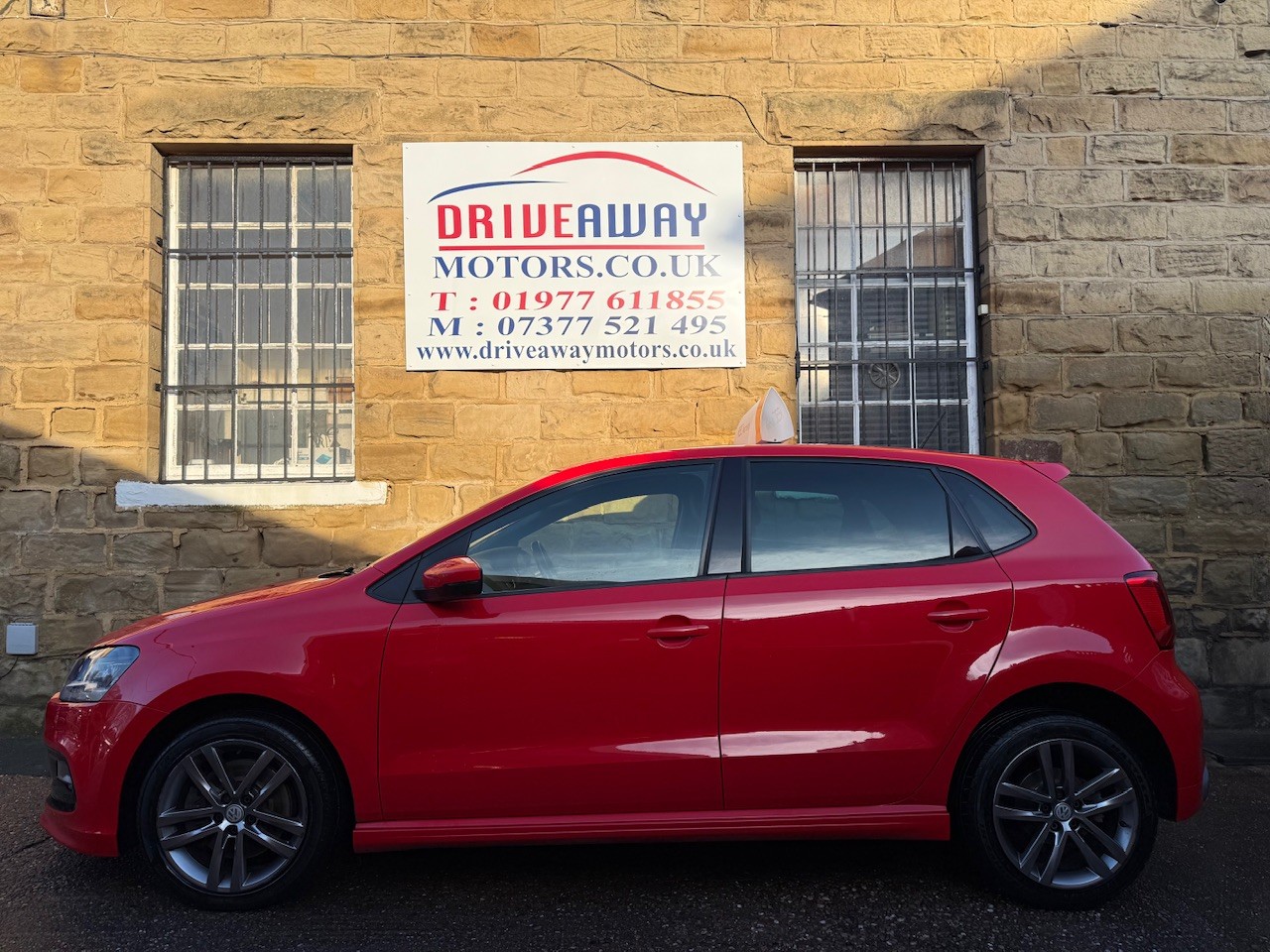 Used Volkswagen Polo 2015 for sale - 77508419: Photo 6