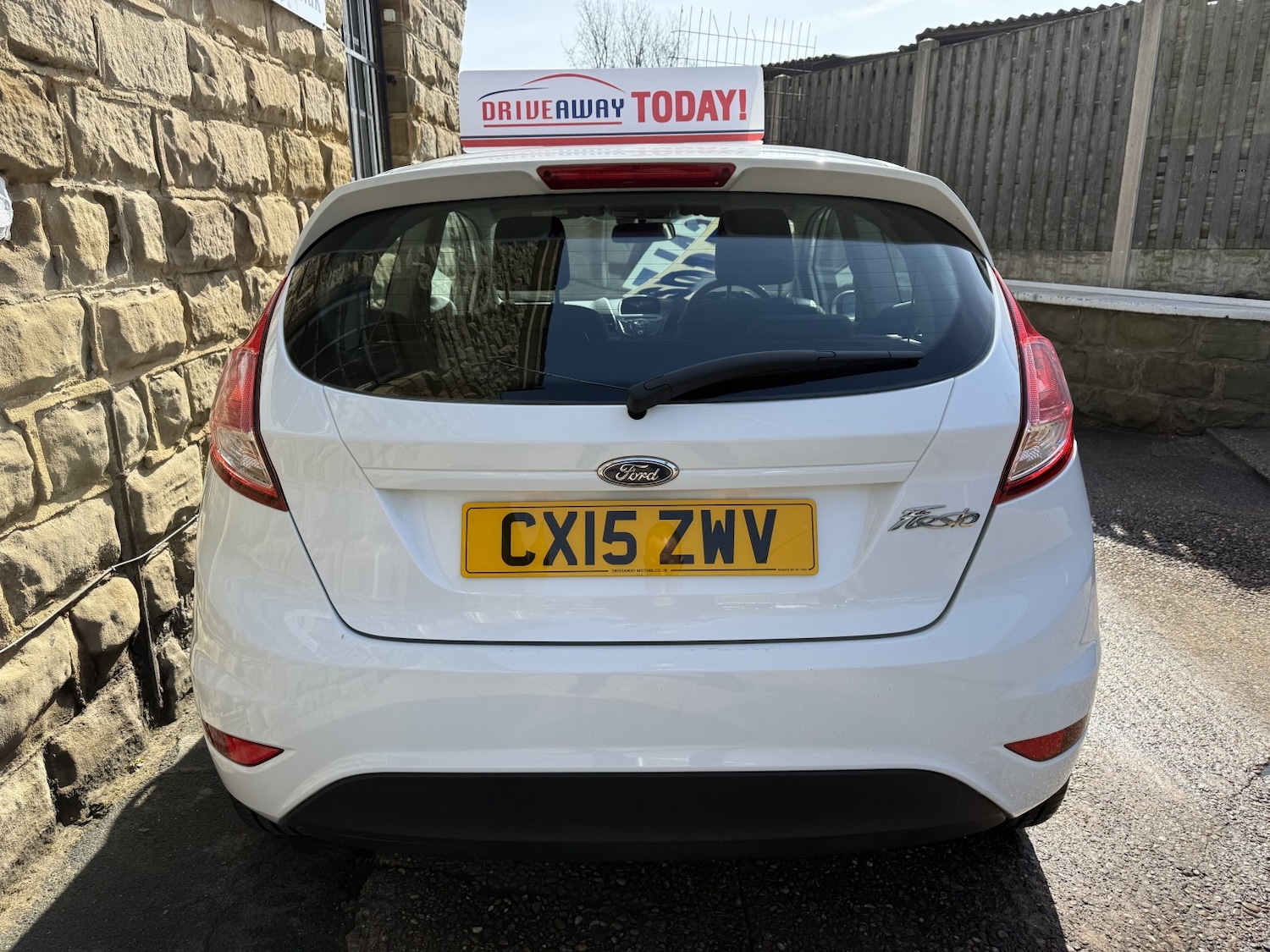 Used Ford Fiesta 2015 for sale - 78168941: Photo 11