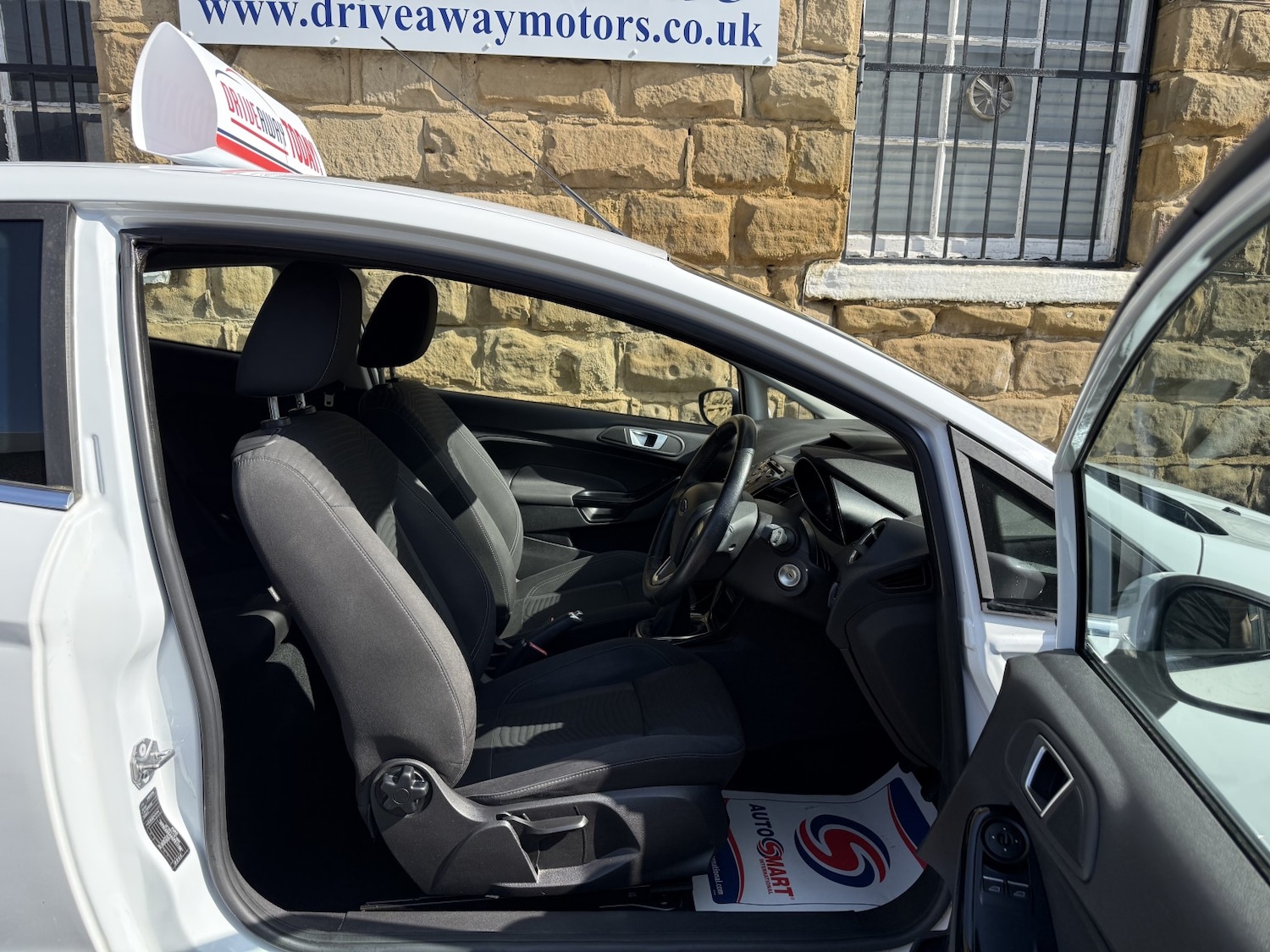 Used Ford Fiesta 2015 for sale - 78168941: Photo 17