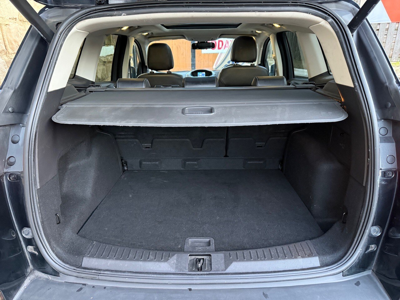 Used Ford Kuga 2015 for sale - 77508439: Photo 25