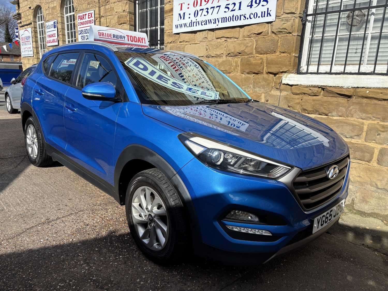 Used Hyundai TUCSON 2015 for sale - 77931310: Photo 2